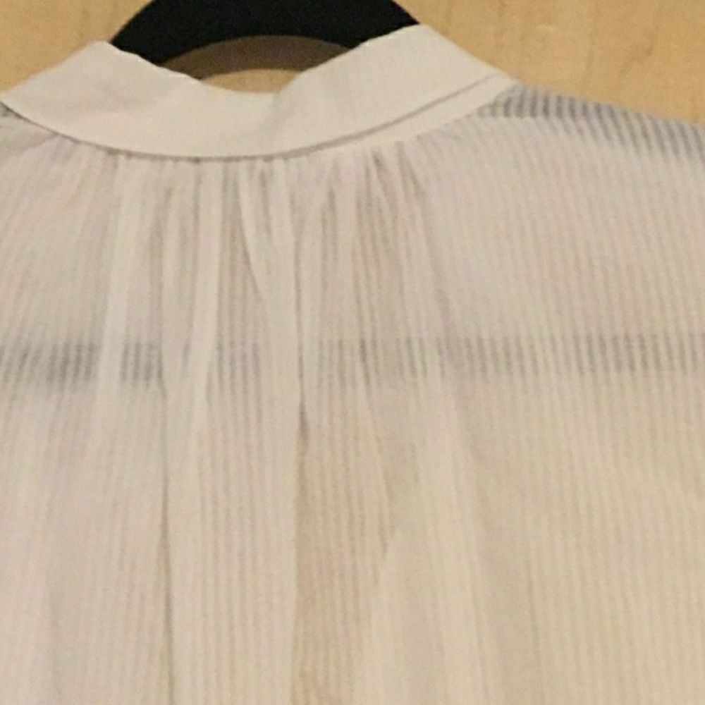 Plait Split Neck blouse - Picture 7 of 8